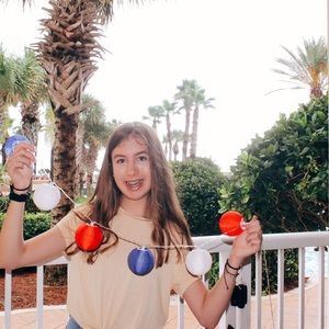 Meet your Posher, Nicole